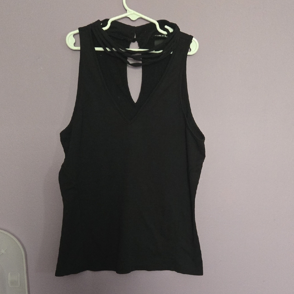 Black Sleeveless Top